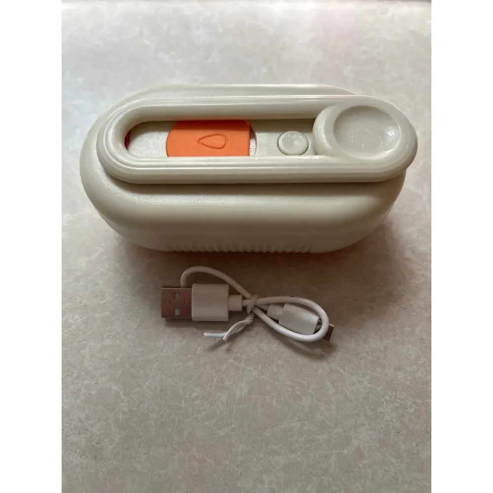 New pet Doggie🐶 electric spray handle massage brush chargeable one click spray